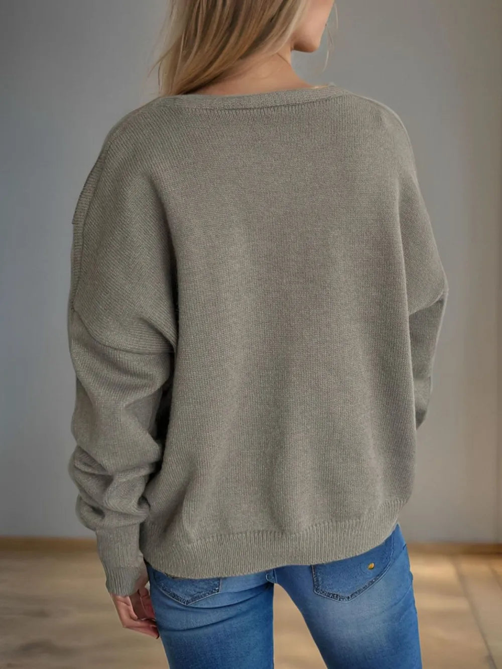 c744043f-8598-43aa-872e-f6e31eec6e0f-Max